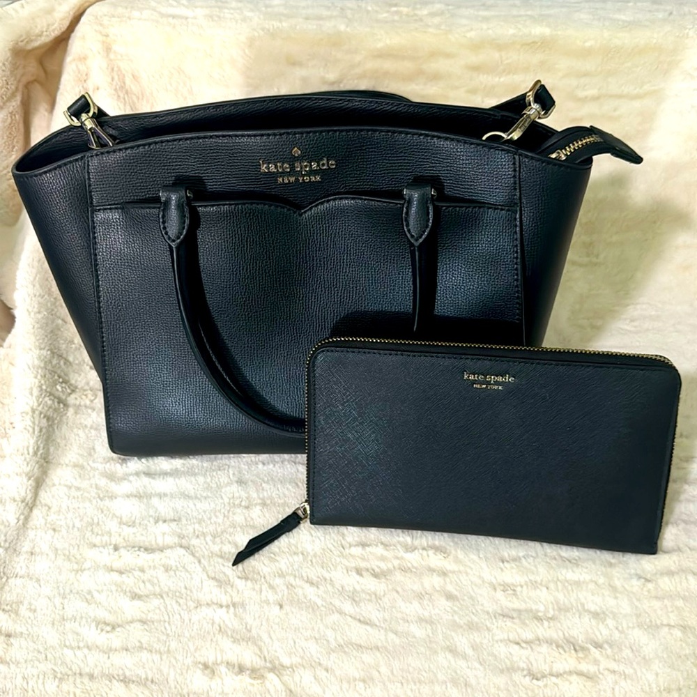 Kate Spade purse and wallet set
